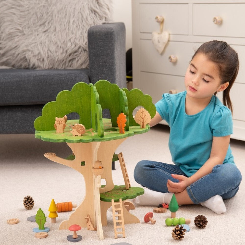 Woodland Trail Treehouse
