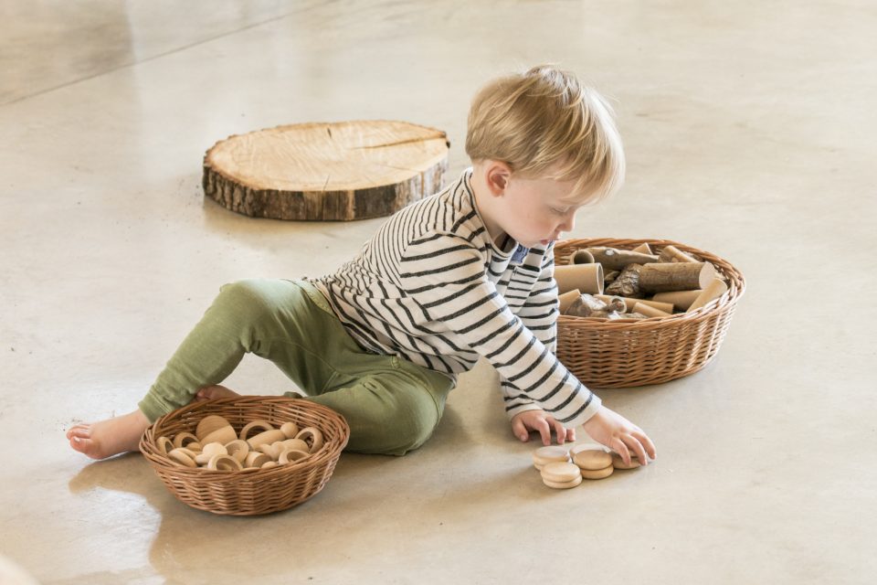Grapat Nins, Rings & Coins Natural