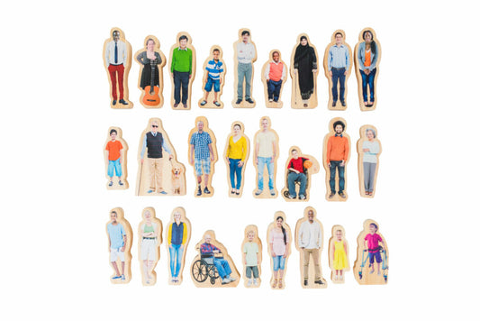 Freckled Frog-Everyone’s Family – Wooden people 26pcs