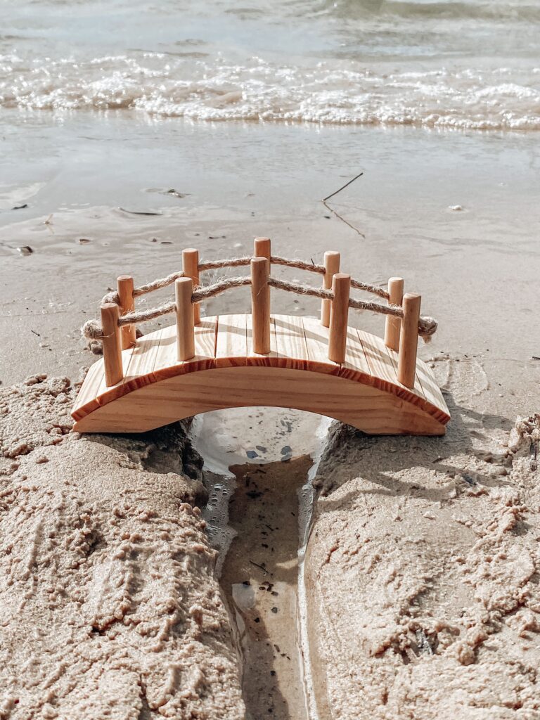 Explore Nook-Small World Wooden Bridge