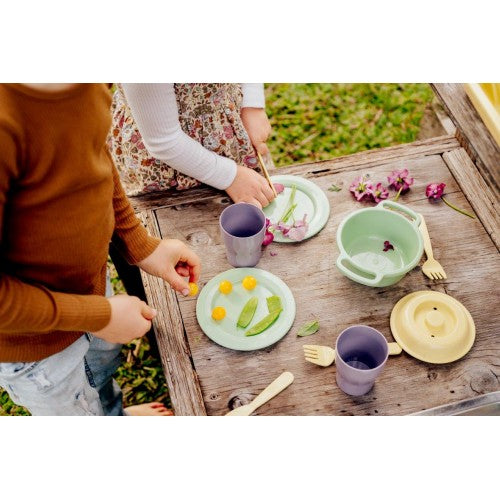 Plasto "I'M GREEN" Dinner set for 4, 19 pcs