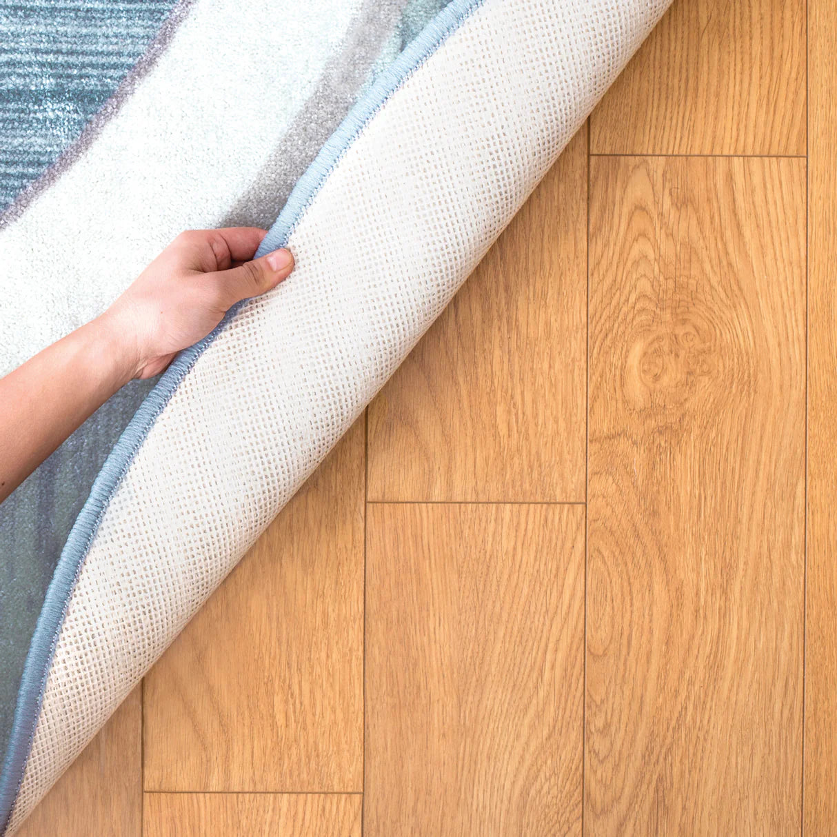 Blue Oval Carpet - 274 x 183cm