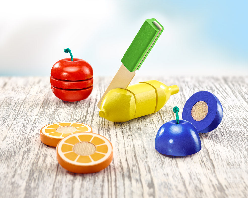 Selecta Fruit Salad cutting set.