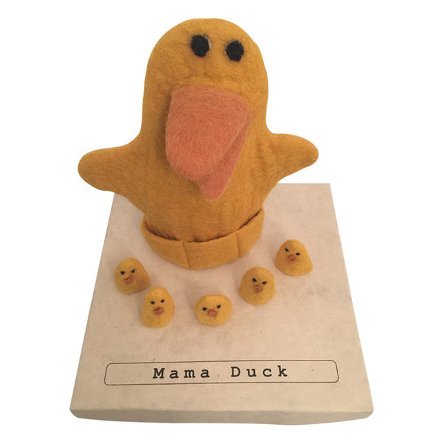 Papoose Mama Duck, 5 ducklings