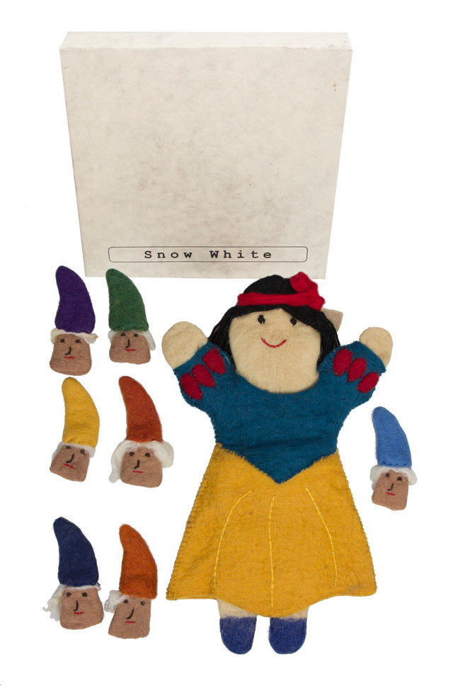 Papoose Snow White & 7 dwarfs