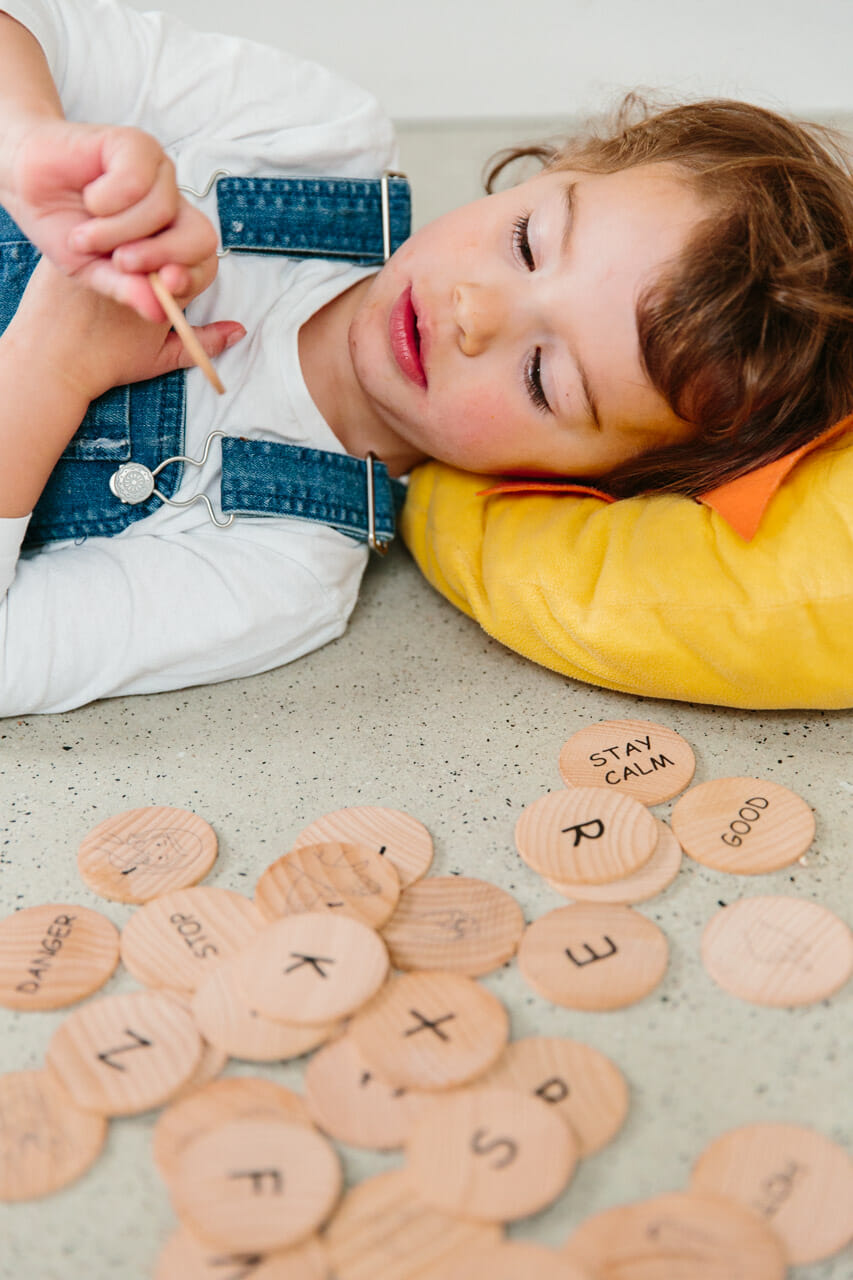 The Freckled Frog- Sign Language Wooden Disks