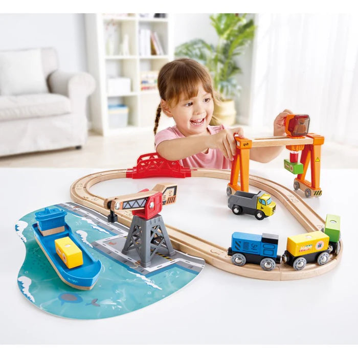 Hape-Lift & Load Harbour Set