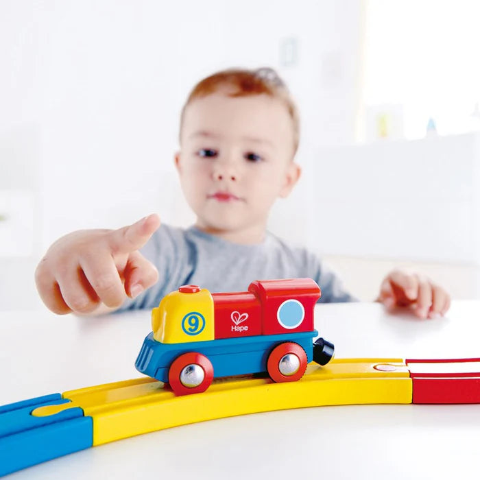 Hape-Brave Little Engine (Battery)