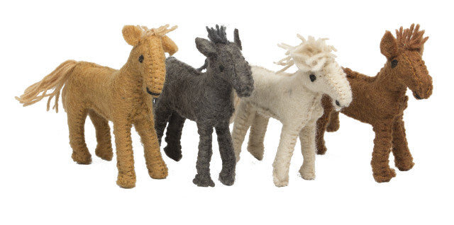 Papoose Barn Horses/4pc